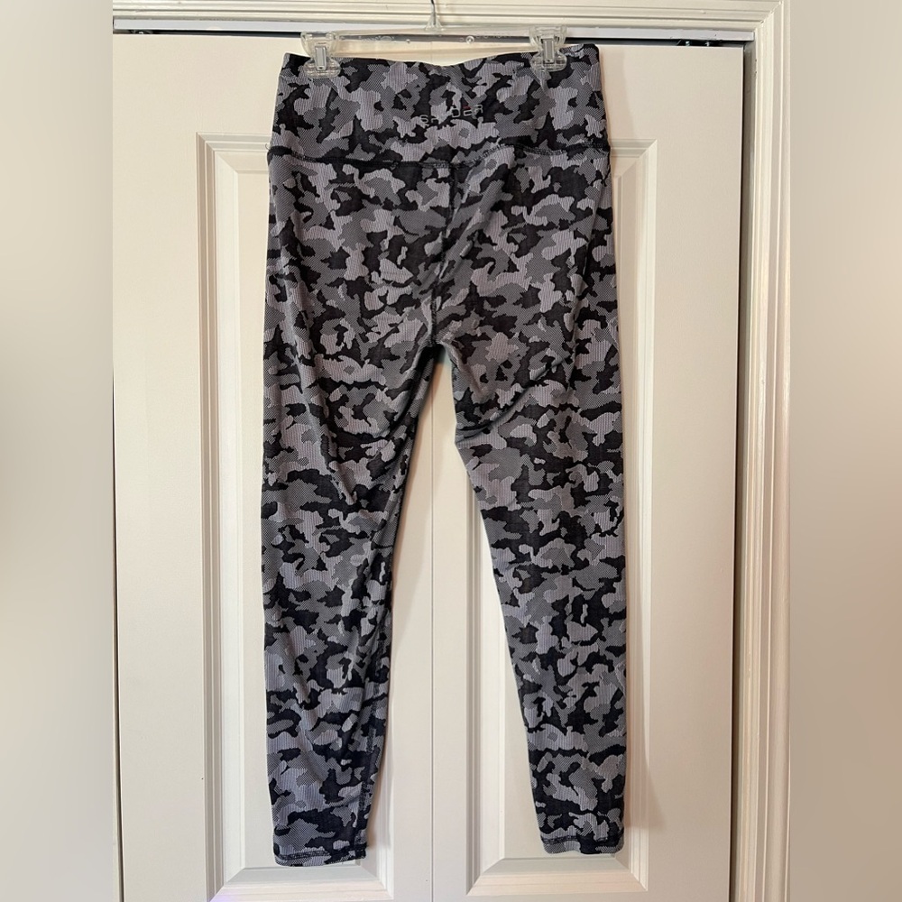 Spyder women’s leggings. Size large. - Picture 4 of 4